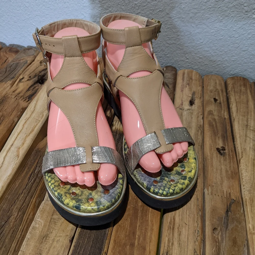 Donald Pliner Lido Gold Platino Metallic Sandal